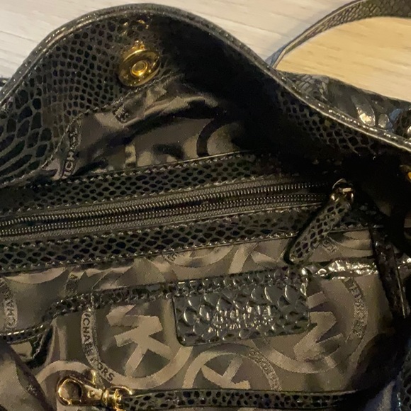 Michael Kors Black Patent Leather Crocodile Purse Handbag - Picture 8 of 16